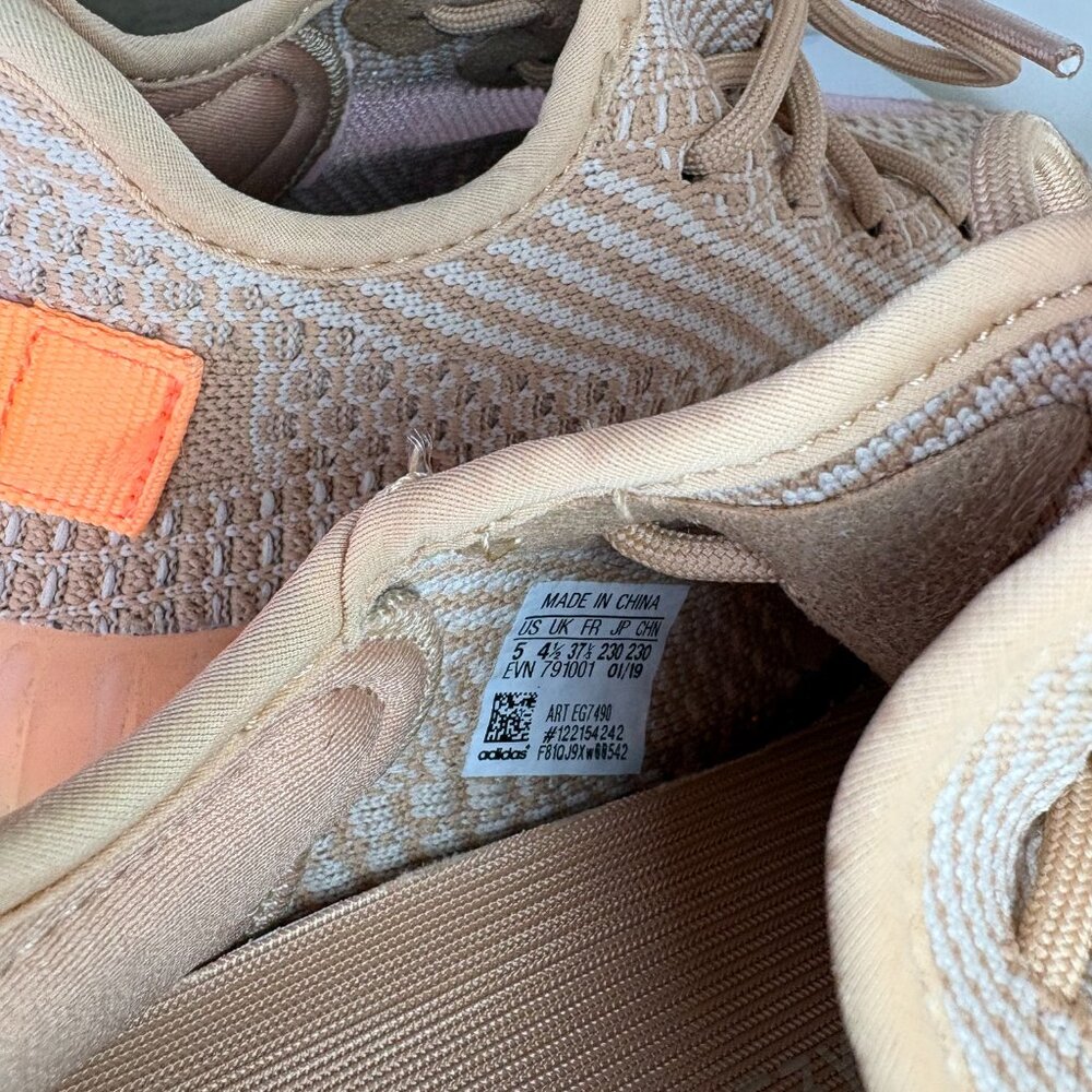 Adidas x Yeezy,  YEEZY Boost 350 V2 "Clay" | Size: 5 - Picture 12 of 16
